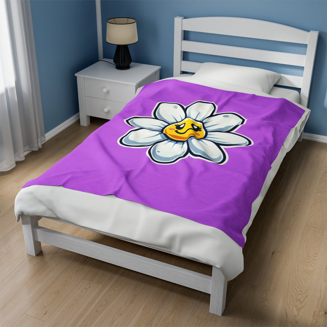 Daisy Velveteen Plush Blanket